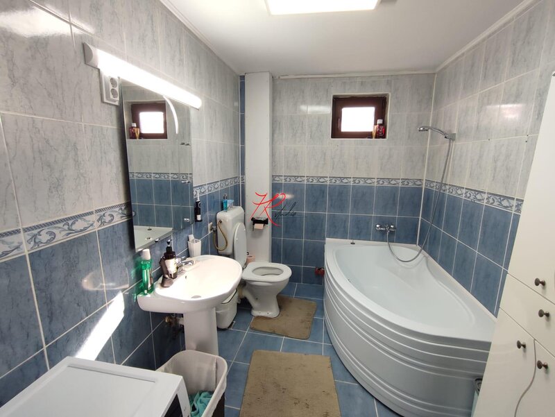 Colentina Vanzare duplex in vila, 3 camere, mobilat si utilat  Plumbuita, cu CT